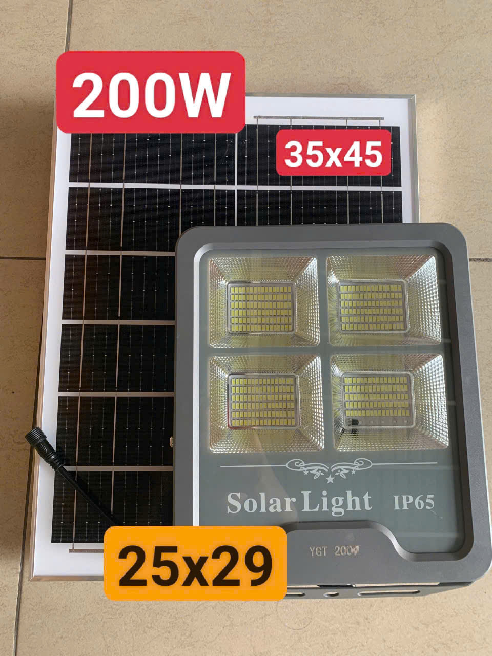 den-nang-luong-mat-troi-200w